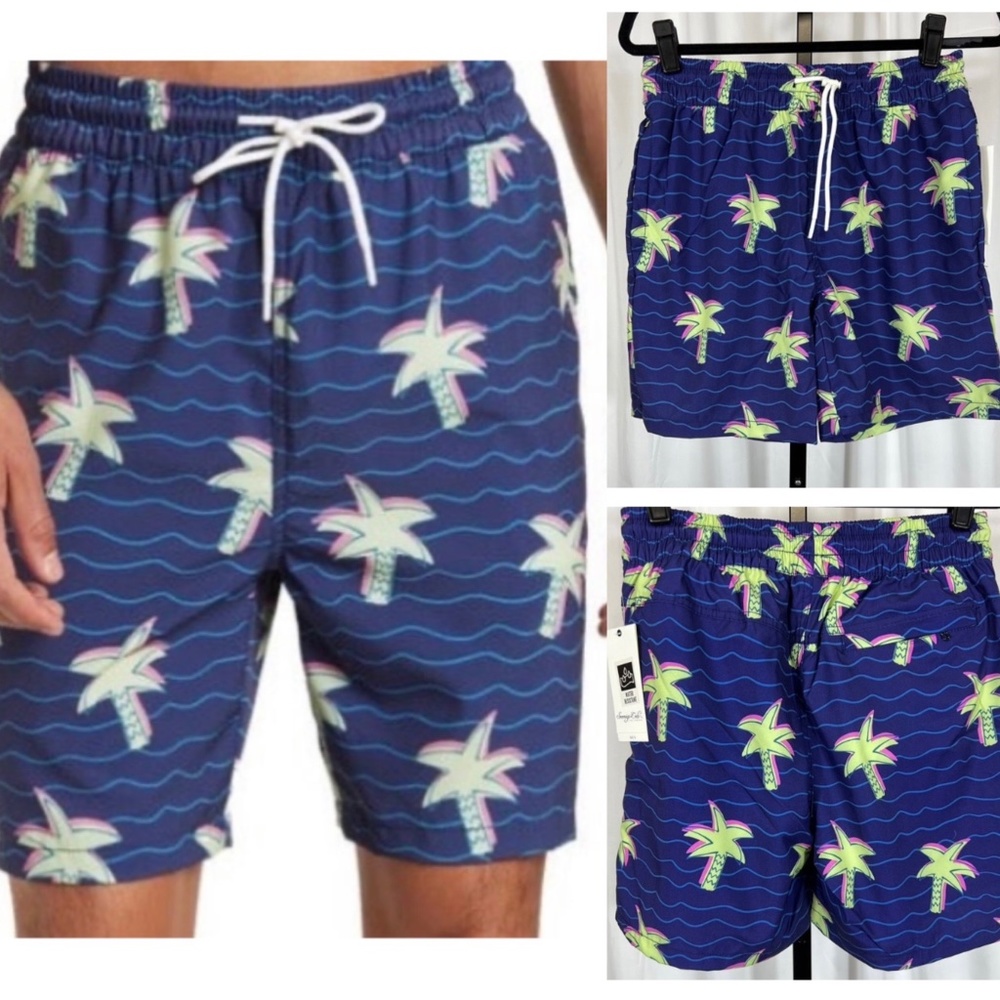 Sovereign Code NWT Sz S Banks Printed Swim Trunks